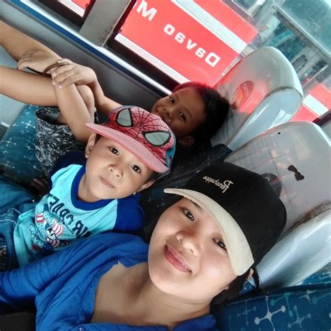 adik sa kantot si chubby girl .